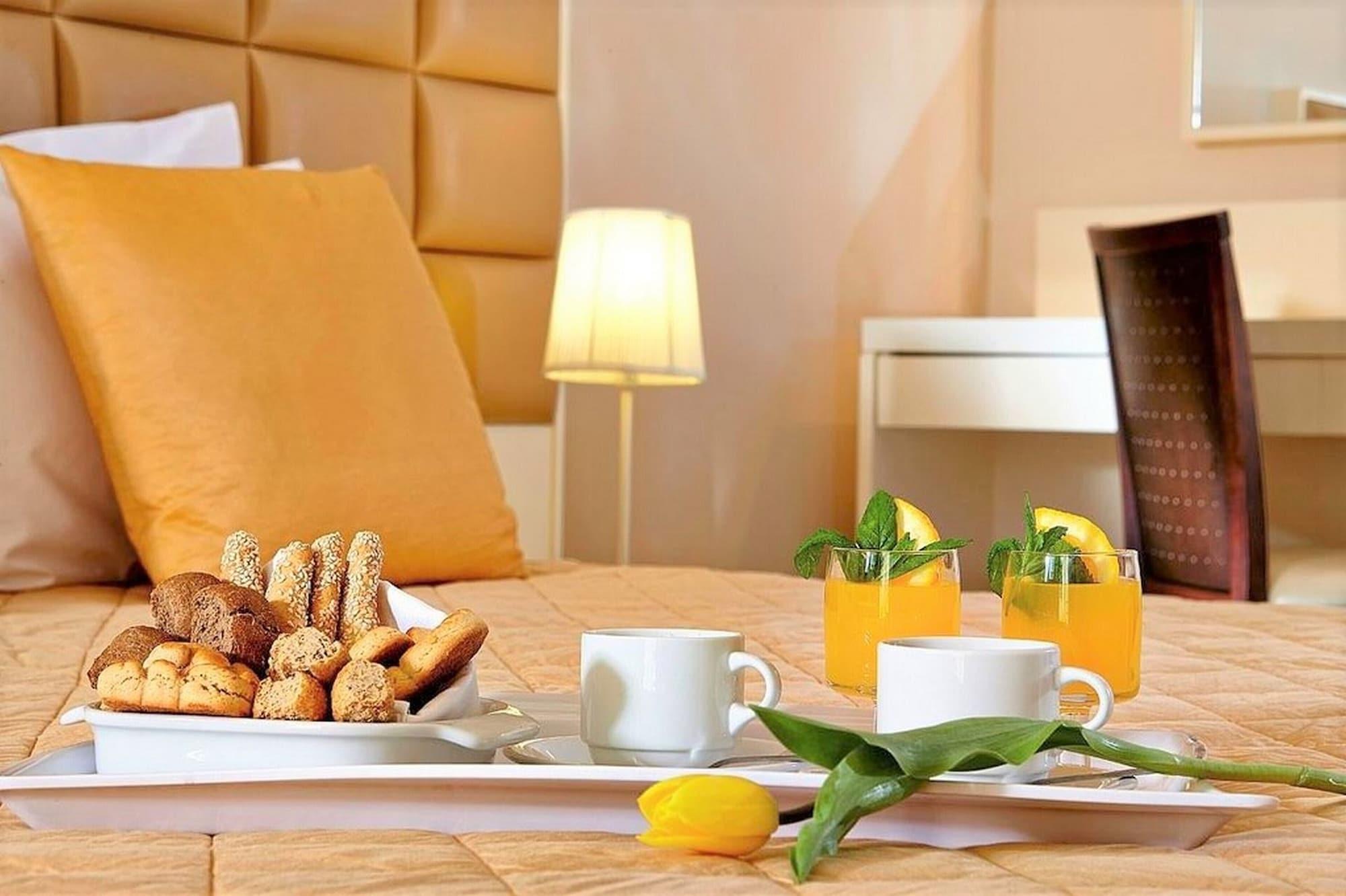 St Constantin Hotell Goúves Eksteriør bilde